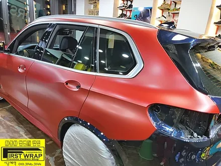 BMW X5 40e 사틴뱀파이어레드 전체랩핑 그릴랩핑 윈도우크롬랩핑 루프렉랩핑 블랙포인트랩핑 목감랩핑 광명랩핑 시흥랩핑 안양랩핑 안산랩핑 송도랩핑 일산랩핑 서울랩핑 배곧랩핑 / 안산, 시흥, 부천