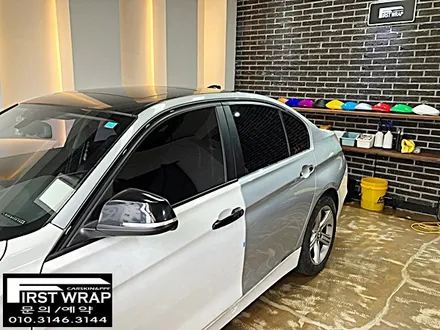 BMW 320D 전체랩핑 유광화이트 랩핑보험처리 (시흥랩핑 광명랩핑 안산랩핑 송도랩핑 안양랩핑 목감랩핑 퍼스트랩) / 안산 단원 초지동