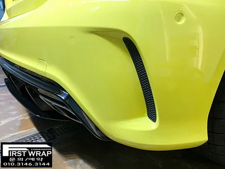 벤츠 a45amg 전체랩핑 에이버리슈프림 앰블런스옐로우랩핑 블랙유광포인트랩핑 목감랩핑 시흥랩핑 광명랩핑 안양랩핑 송도랩핑 배곧랩핑 안산랩핑 퍼스트랩카스킨 / 안산 단원 초지동