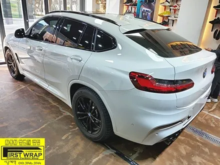 BMW X4 에이버리슈프림 메탈릭브라이트블루 전체랩핑 그릴랩핑 목감랩핑 시흥랩핑 광명랩핑 안양랩핑 서울랩핑 일산랩핑 안산랩핑 송도랩핑 배곧랩핑 수원랩핑 군포랩핑 퍼스트랩카스킨 / 안산, 시흥, 부천