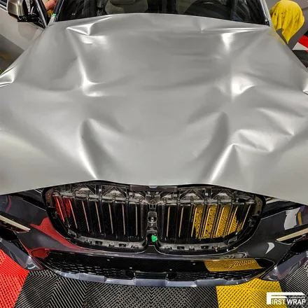BMW X7 풀랩핑, 사틴 실버 메탈릭 시공으로 더 돋보이는 라인 / 안산, 시흥, 부천