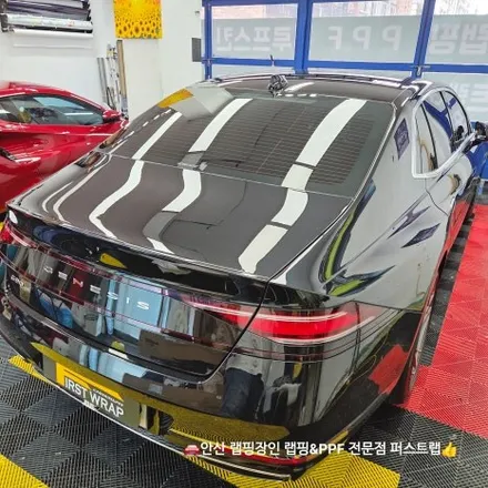 [안산랩핑] 제네시스 G90 듀오톤 랩핑 시공 – 오토벨벳 블랙과 하이그로시 화이트 유광의 고급 조화 / 안산 단원 초지동