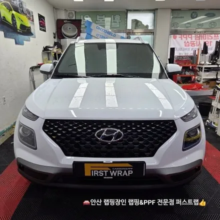 베뉴 루프스킨 블랙유광 시공기 — 안산 퍼스트랩에서 완성한 고급 SUV의 변신 / 안산 단원 초지동