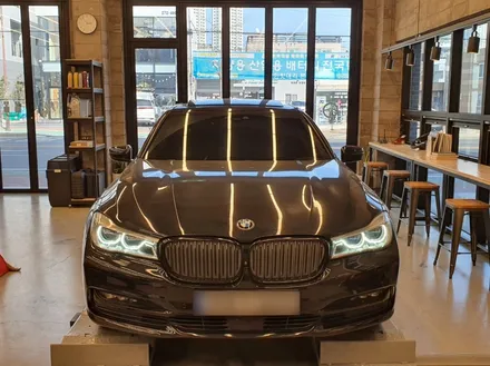 [덱스크루 울산남구점]BMW G11 740Li 바디킷튜닝 M 스포츠 패키지 범퍼(프런트)