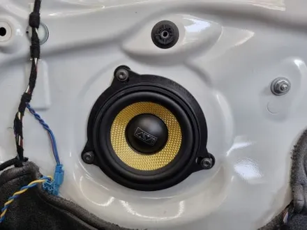 [핏먼트 울산]BMW F30 320d 브랜드 전용 AVI BM100 스피커 튜닝으로 카오디오 음질 개선 확실하게 해보자! 깔끔한 고음과 탄탄한 베이스까지? 아주 그냥 완벽하네~