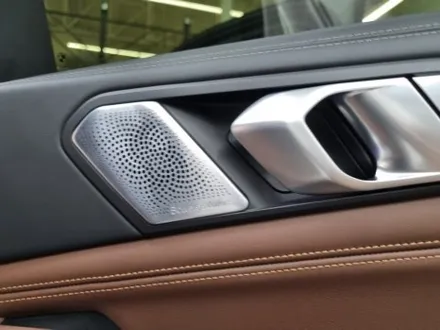 [핏먼트 울산]BMW G06 X6 회오리 엠비언트 풀 커버 정석대로 시공! 실내 무드와 감성 살리는데는 이만한게 없습니다. 주저하지 마세요~