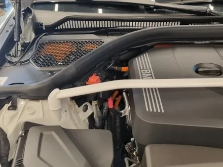 [핏먼트 울산]BMW G20 3시리즈 바디보강튜닝 울트라레이싱 스트럿바가 롤링 현상 확실히 잡아주기로 약속합니다~