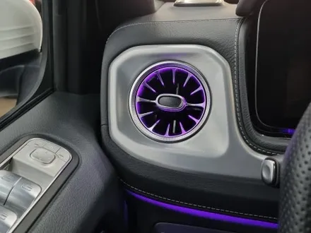 벤츠 W464 G63AMG(G바겐) 송풍구 엠비언트 라이트 튜닝! 심플하게만 느껴졌던 실내에 은은한 포인트 무드 선사하기, [울산 핏먼트] / 울산 남구