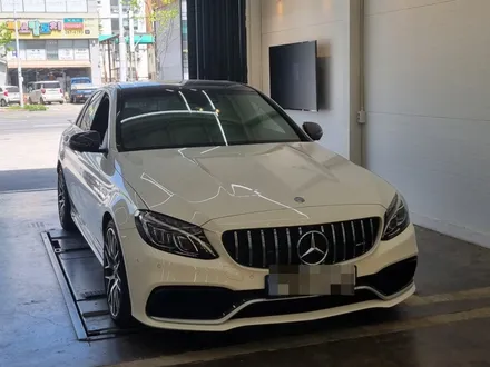 [핏먼트 울산]벤츠 W205 C클래스 63AMG도 피해 갈 수 없는 허전함은 독일 ST 허브 스페이스로 채워주면 됩니다. 빵빵한 몸매 만들기 어렵지 않아요~