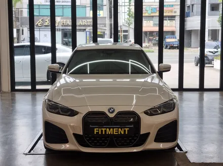 BMW G26 i4 실내 엠비언트 라이트 확장 튜닝해보기! 기어 패널, 컵홀더, 계기판 하단도 이제는 화사하게, [울산 핏먼트] / 울산 남구
