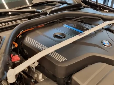 [핏먼트 울산]BMW G20 330e 바디보강튜닝 울트라레이싱 스트럿바는 전문 장착점에서.