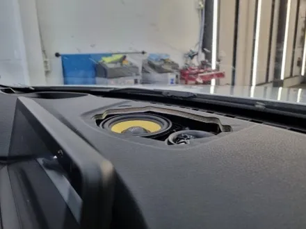 [핏먼트 울산]BMW F30 320d 브랜드 전용 AVI BM100 스피커 튜닝으로 카오디오 음질 개선 확실하게 해보자! 깔끔한 고음과 탄탄한 베이스까지? 아주 그냥 완벽하네~