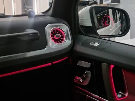 벤츠 W464 G63AMG(G바겐) 송풍구 엠비언트 라이트 튜닝! 심플하게만 느껴졌던 실내에 은은한 포인트 무드 선사하기, [울산 핏먼트] / 울산 남구