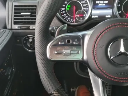 [핏먼트 울산]벤츠 W463 G63AMG 신형 카본 AMG 핸들 장착했더니 구형 이미지 탈피 성공!!! 지바겐의 변신은 무죄입니다. 간지나고 스포티한 핸들 지금 바로 챙겨 보세요~