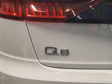 [덱스크루 울산남구점]아우디 Q8 55TFSI(4M) 킹스텝 면발광 전동 사이드스텝