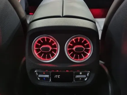 벤츠 W464 G63AMG(G바겐) 송풍구 엠비언트 라이트 튜닝! 심플하게만 느껴졌던 실내에 은은한 포인트 무드 선사하기, [울산 핏먼트] / 울산 남구