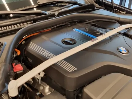 [핏먼트 울산]BMW G20 330e 바디보강튜닝 울트라레이싱 스트럿바는 전문 장착점에서.