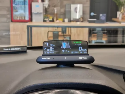 [덱스크루 울산남구점]현대 i40 현대 폰터스 V200 PLUS HUD(헤드 업 디스플레이)