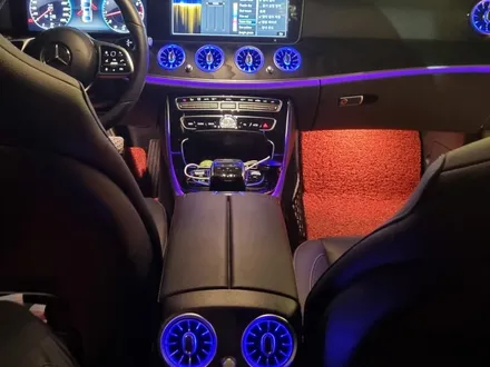 [덱스크루 울산남구점]벤츠 W213 E300 LED튜닝 송풍구 엠비언트 라이트(64컬러)