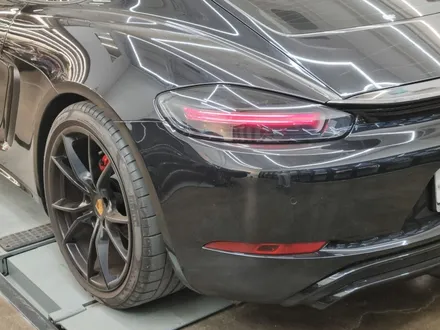 [핏먼트 울산]포르쉐 718 카이맨 GTS 독일 명품 ST 허브 스페이스 딱 떨어지게 장착해 봅니다. 안정감 있는 드라이빙과 빵빵한 자태를 원하신다면 더 늦지 않게 챙겨보세요~
