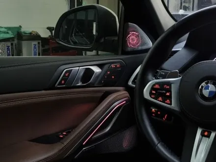 [핏먼트 울산]BMW G06 X6 회오리 엠비언트 풀 커버 정석대로 시공! 실내 무드와 감성 살리는데는 이만한게 없습니다. 주저하지 마세요~
