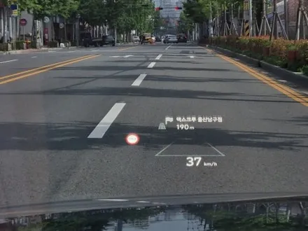 [핏먼트 울산]현대 그랜저GN7 하이브리드 완소템 순정옵션튜닝 HUD(헤드 업 디스플레이) 시공 받고 고급 세단 자존심 챙겨보자.