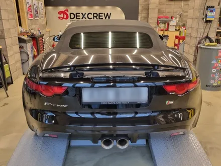 [덱스크루 울산남구점]재규어 F-TYPE S 컨버터블 합성유 엔진오일 루프로맥스 이글5000 5W40