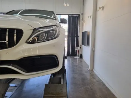 [핏먼트 울산]벤츠 W205 C클래스 63AMG도 피해 갈 수 없는 허전함은 독일 ST 허브 스페이스로 채워주면 됩니다. 빵빵한 몸매 만들기 어렵지 않아요~