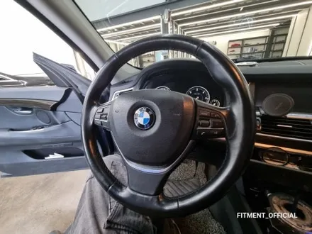 [핏먼트 울산]BMW F07 5GT M 핸들 교체! 감성 아이템의 최고봉 자리를 지키고 있는데는 이유가 있습니다. 멋진 디자인 그리고 부들부들한 가죽과 그립감까지~~~