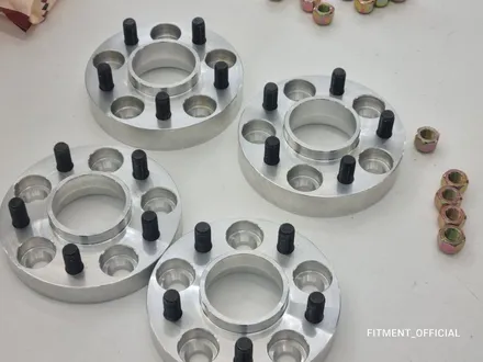 [핏먼트 울산]랜드로버 디스커버리4 대한테크 허브 스페이스 장착합니다. 완벽하게 떨어지는 휀더 라인 아주 좋구나~ / 울산 남구