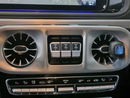 벤츠 W464 G63AMG(G바겐) 송풍구 엠비언트 라이트 튜닝! 심플하게만 느껴졌던 실내에 은은한 포인트 무드 선사하기, [울산 핏먼트] / 울산 남구