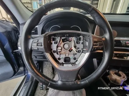 [핏먼트 울산]BMW F07 5GT M 핸들 교체! 감성 아이템의 최고봉 자리를 지키고 있는데는 이유가 있습니다. 멋진 디자인 그리고 부들부들한 가죽과 그립감까지~~~
