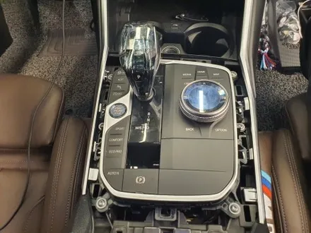 [핏먼트울산]BMW G20 330i 크리스탈 기어봉 장착했더니 실내 디자인이 제대로살아나네!!!