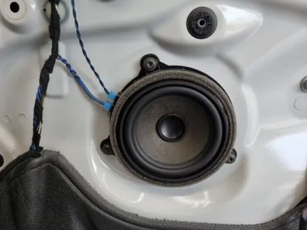 [핏먼트 울산]BMW F30 320d 브랜드 전용 AVI BM100 스피커 튜닝으로 카오디오 음질 개선 확실하게 해보자! 깔끔한 고음과 탄탄한 베이스까지? 아주 그냥 완벽하네~