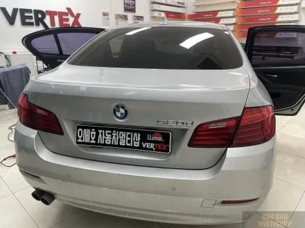 대야동 BMW 5시리즈 F바디 오래된 썬팅 해결 방법은? 시흥 루마버텍스 썬팅 전문점 오세호자동차멀티샵에서 해결했어요!
