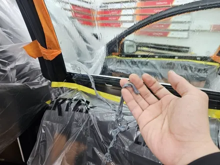 시흥 안현동 썬팅 수입차도 문제없이 완벽한 시공 티나인플러스 VT70 반사필름으로 변신, 블랙박스 하이패스까지 한번에 해결