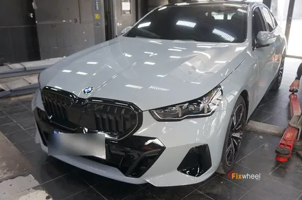 [휠도색] BMW G60 530i 블랙유광 휠도색 / 하남시 풍산동