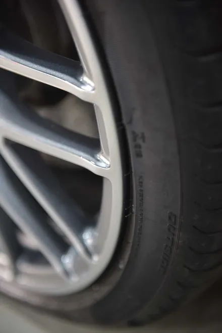 신형 CLS63AMG 휠복원 !! by 픽스휠 / 하남시 풍산동