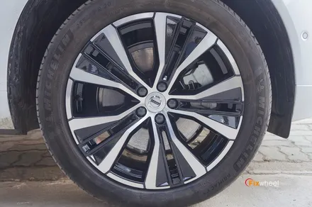 볼보 XC60 플러그인 하이브리드 휠복원 / 하남시 풍산동