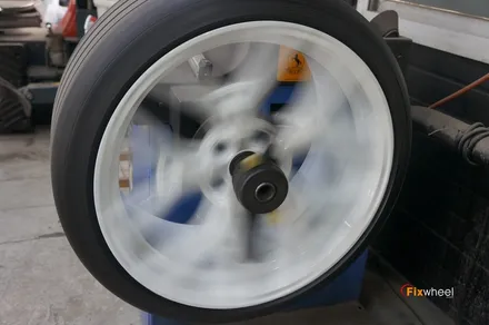 [휠도색][분체도장] BMW E92 M3 보센휠 화이트로 분체도장 / 하남시 풍산동