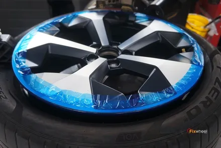 볼보 xc40 휠 복원, 전문 기술로 새 차처럼 / 하남시 풍산동