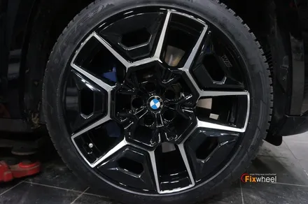 BMW XM 블랙색상 휠긁힘 휠기스 휠복원 / 하남시 풍산동