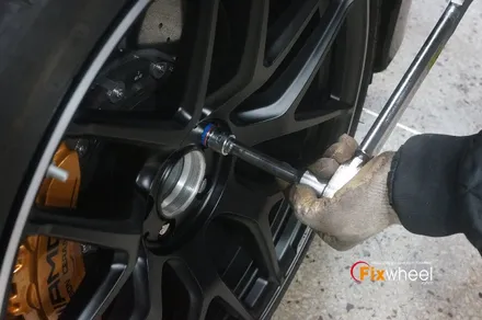 [벤츠 AMG GT63s] 투톤 색상 휠의 휠복원~ / 하남시 풍산동