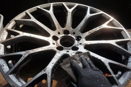 R232 벤츠 SL63AMG 로고 살려서 휠복원 / 하남시 풍산동