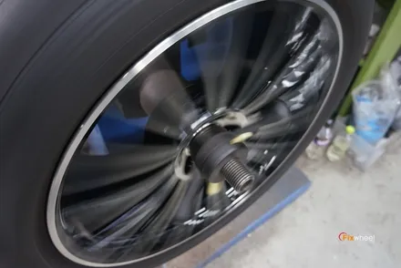 벤츠 GLE 450 휠복원 손상된 휠도 말끔하게 / 하남시 풍산동