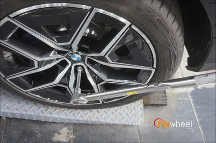 BMW 520i 휠복원, 광택 그대로 / 하남시 풍산동