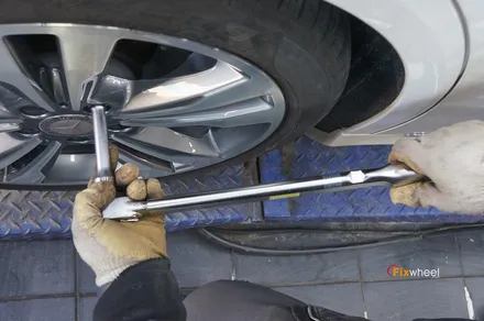 [휠복원] 벤츠 E300(W212) 다이아몬드 컷팅 휠복원 / 하남시 풍산동
