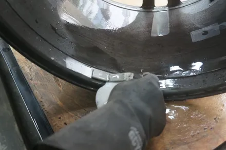 [모노블럭 F] G바겐과 잘어울리는 브라부스 플래티넘 에디션 Monoblock F 23인치 휠수리 및 휠복원 그리고 오리지널 색상으로 휠도색 ! / 하남시 풍산동