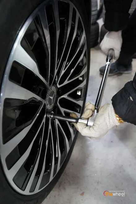 벤츠 S580[W223] 휠복원 / 하남시 풍산동