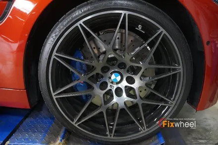 [BMW M4] 검정유광 휠도색 ^^ / 하남시 풍산동